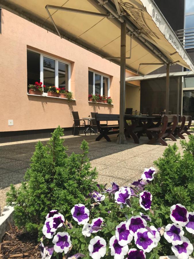 Hotel Hokejka Prievidza Eksteriør bilde
