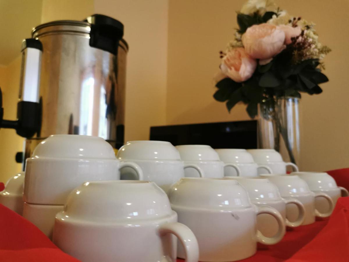 Hotel Hokejka Prievidza Eksteriør bilde